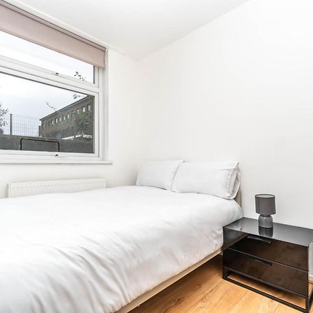 Bright Guest House In Hackney Londres Exterior foto